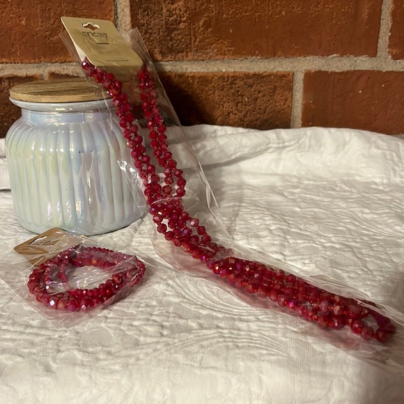 Red Extra Long Beaded Necklace and Bracelet Set - Picture 1 of 3